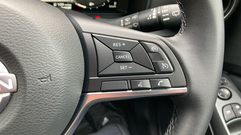 Nissan Juke 1.6 Hybrid N-Connecta 5dr Auto Hybrid Hatchback